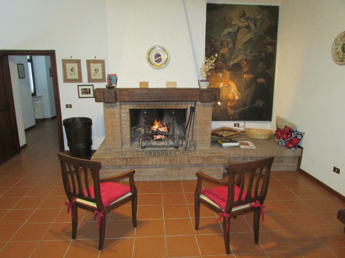 Agriturismo Dea Valfabbrica Zewnętrze zdjęcie